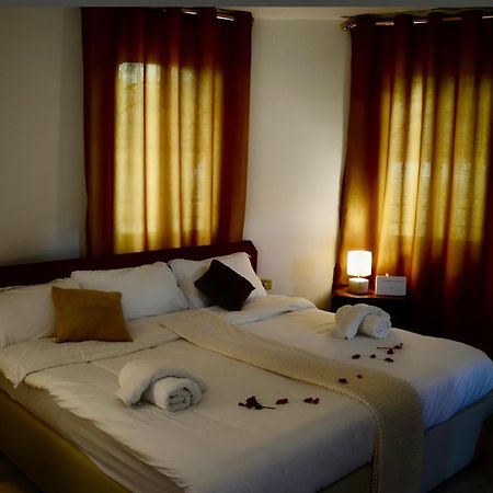 Marvel Hostel Wadi Musa Bagian luar foto