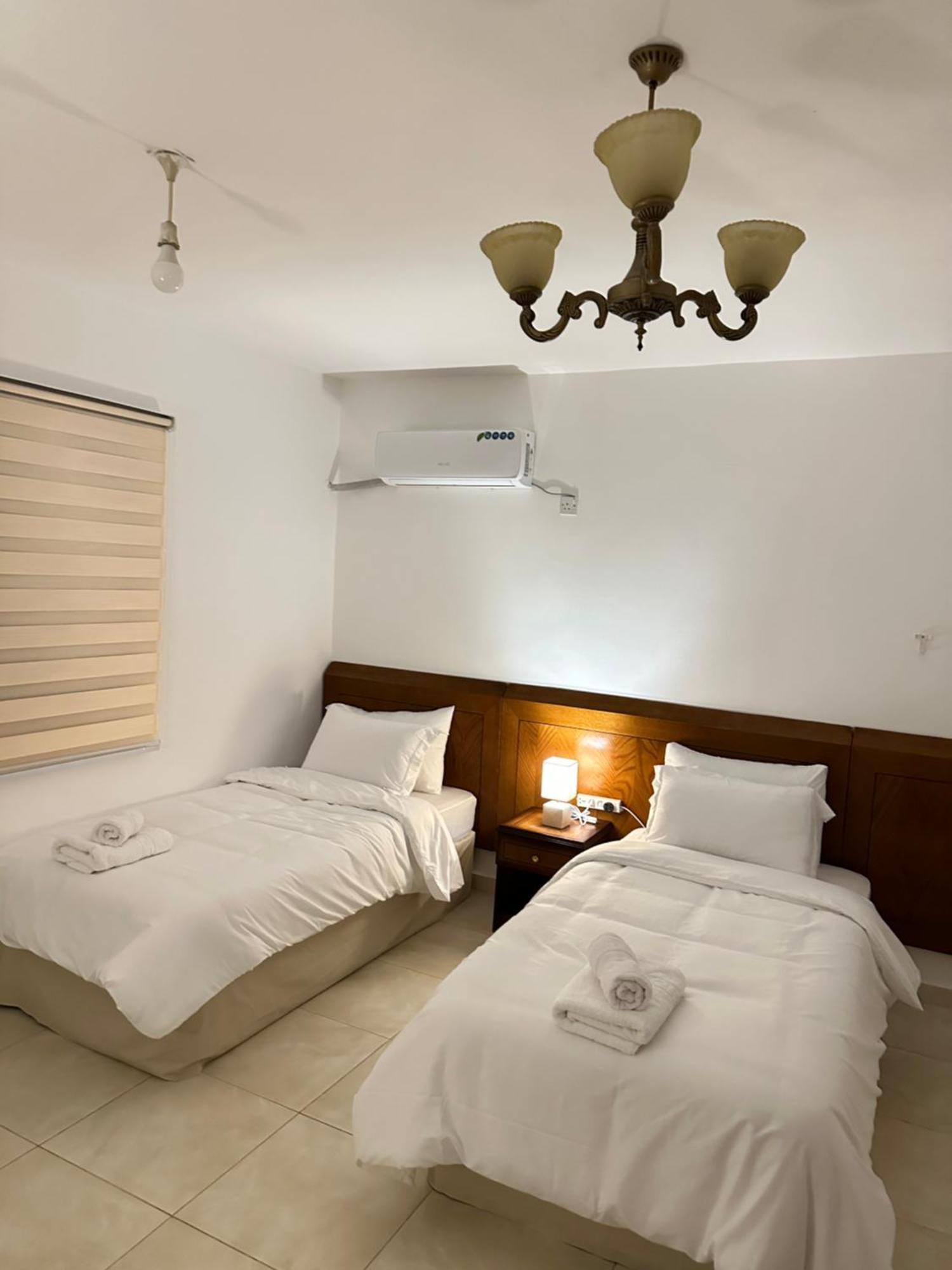 Marvel Hostel Wadi Musa Bagian luar foto