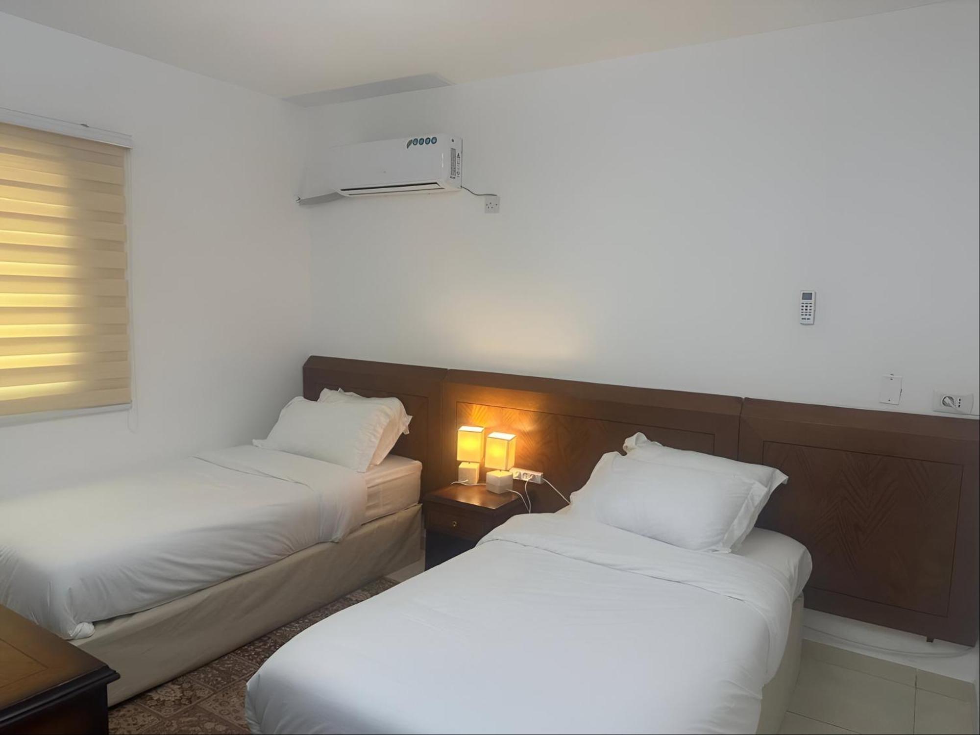 Marvel Hostel Wadi Musa Bagian luar foto